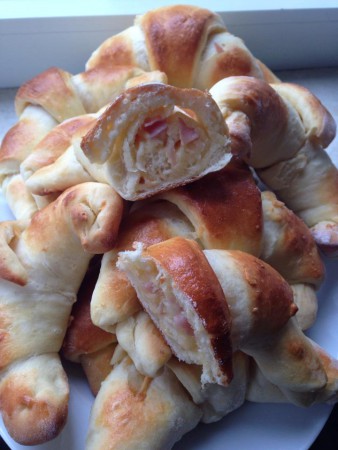 Sonkás kelt kifli recept